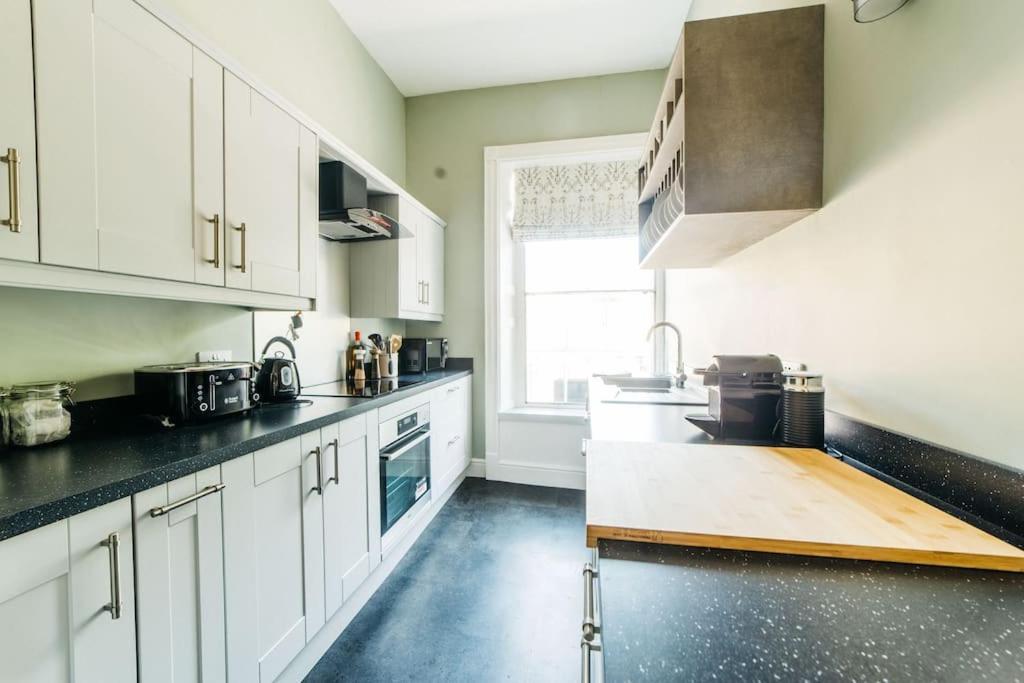 Luxury, Central, Sun-Filled 3 Bed Haven In Bath Kültér fotó