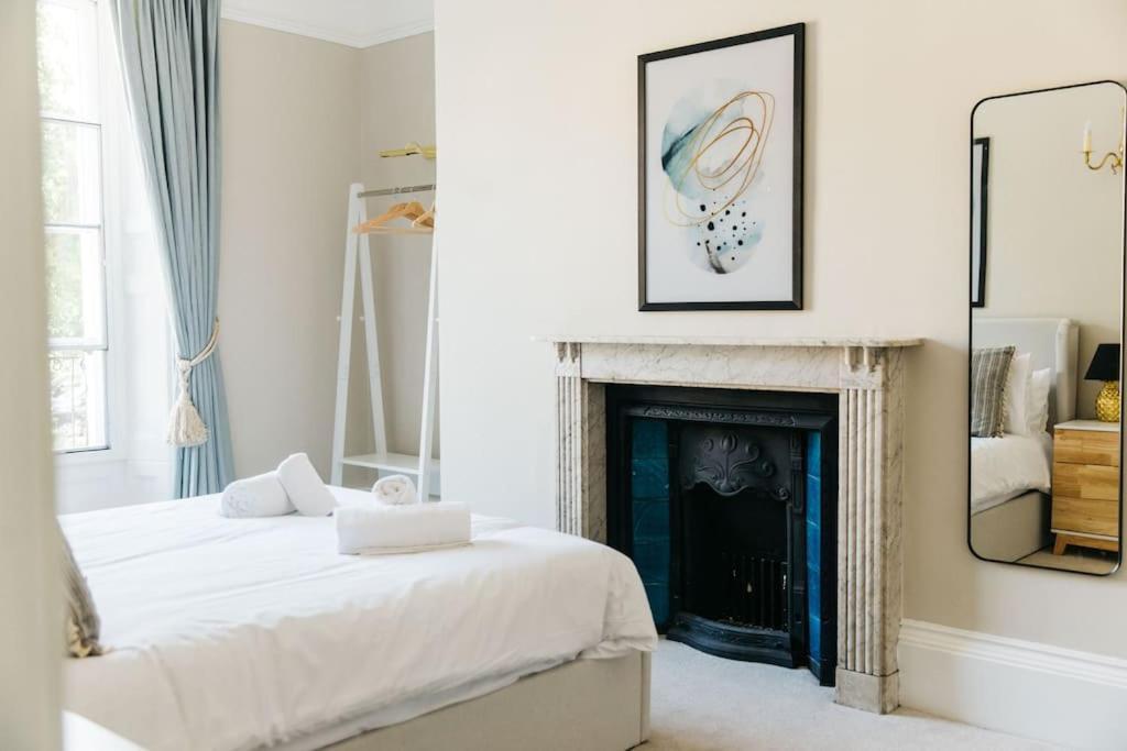 Luxury, Central, Sun-Filled 3 Bed Haven In Bath Kültér fotó